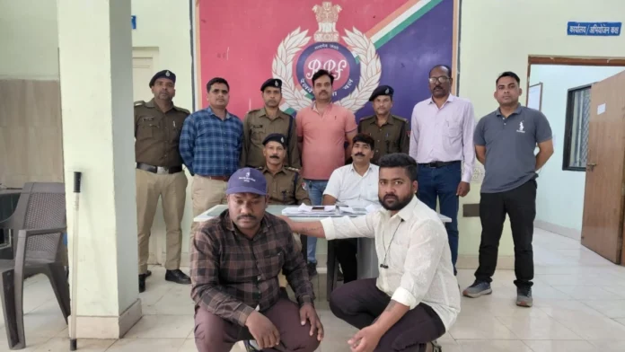 22_02_2026-ticket_racket_busted_in_bilaspur.webp